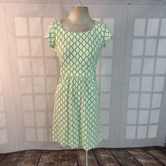 J McLaughlin white green geometric print cap sleeve sundress size small - Picture 1 of 10